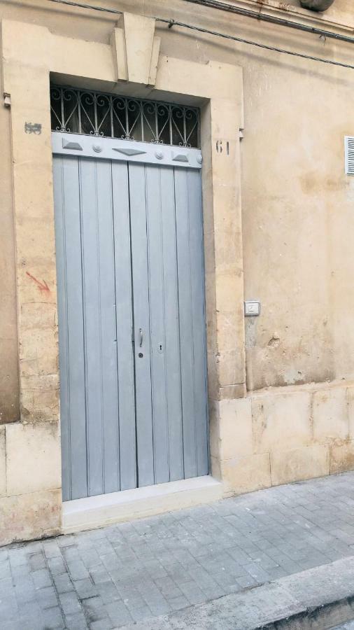 Casa Vacanze Scicli Centro Bagian luar foto